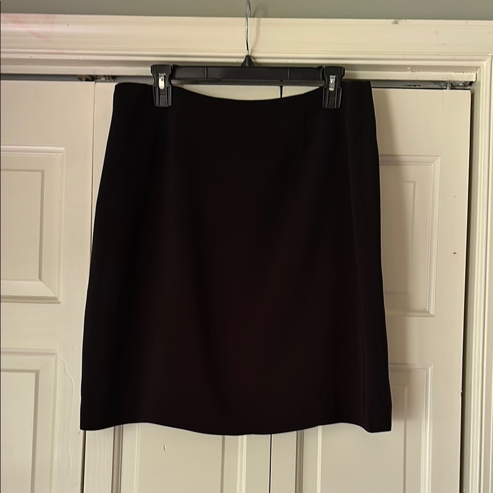 Caslon Black Skirt Knee-Length Workwear